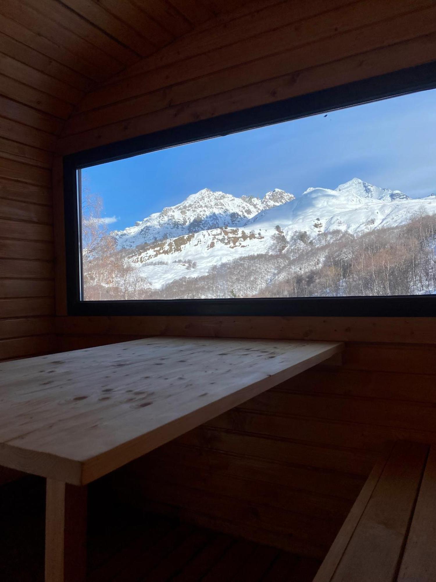 Sauna Tetnuldi Местия Екстериор снимка